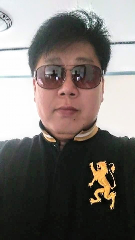 含笑半步癲的第二张照片--台中王婆说媒