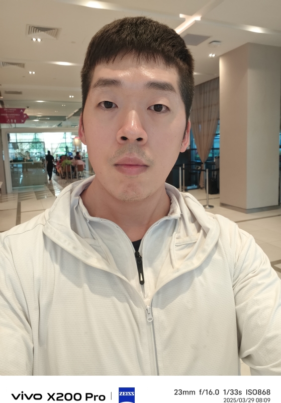 銪哲的第三张照片--台中王婆说媒